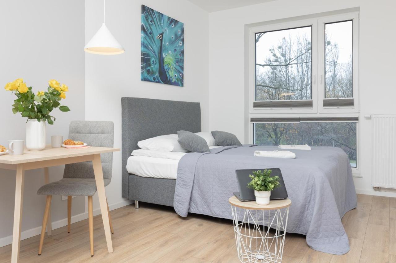 Metro Bielany Apartments With Parking By Noclegi Renters Warsaw Luaran gambar