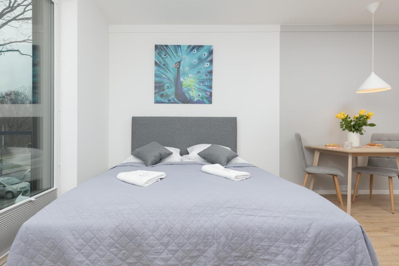 Metro Bielany Apartments With Parking By Noclegi Renters Warsaw Luaran gambar