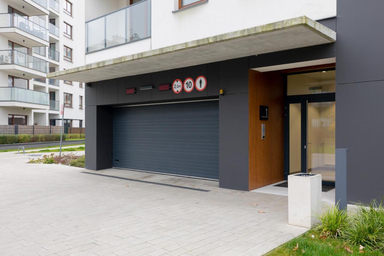 Metro Bielany Apartments With Parking By Noclegi Renters Warsaw Luaran gambar