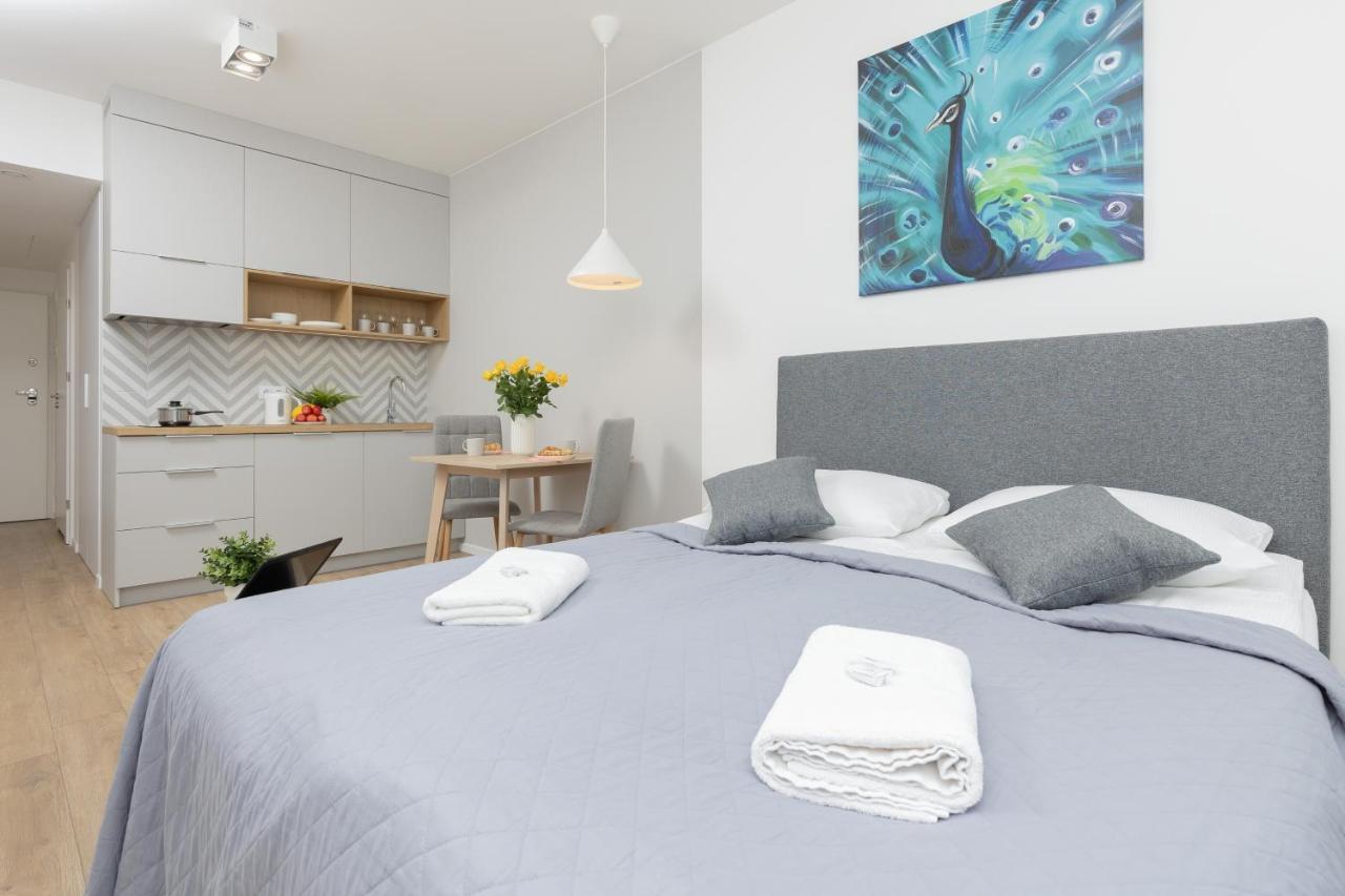 Metro Bielany Apartments With Parking By Noclegi Renters Warsaw Luaran gambar