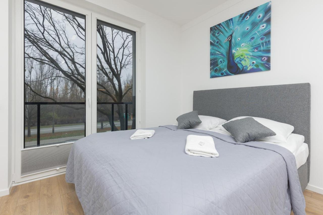 Metro Bielany Apartments With Parking By Noclegi Renters Warsaw Luaran gambar